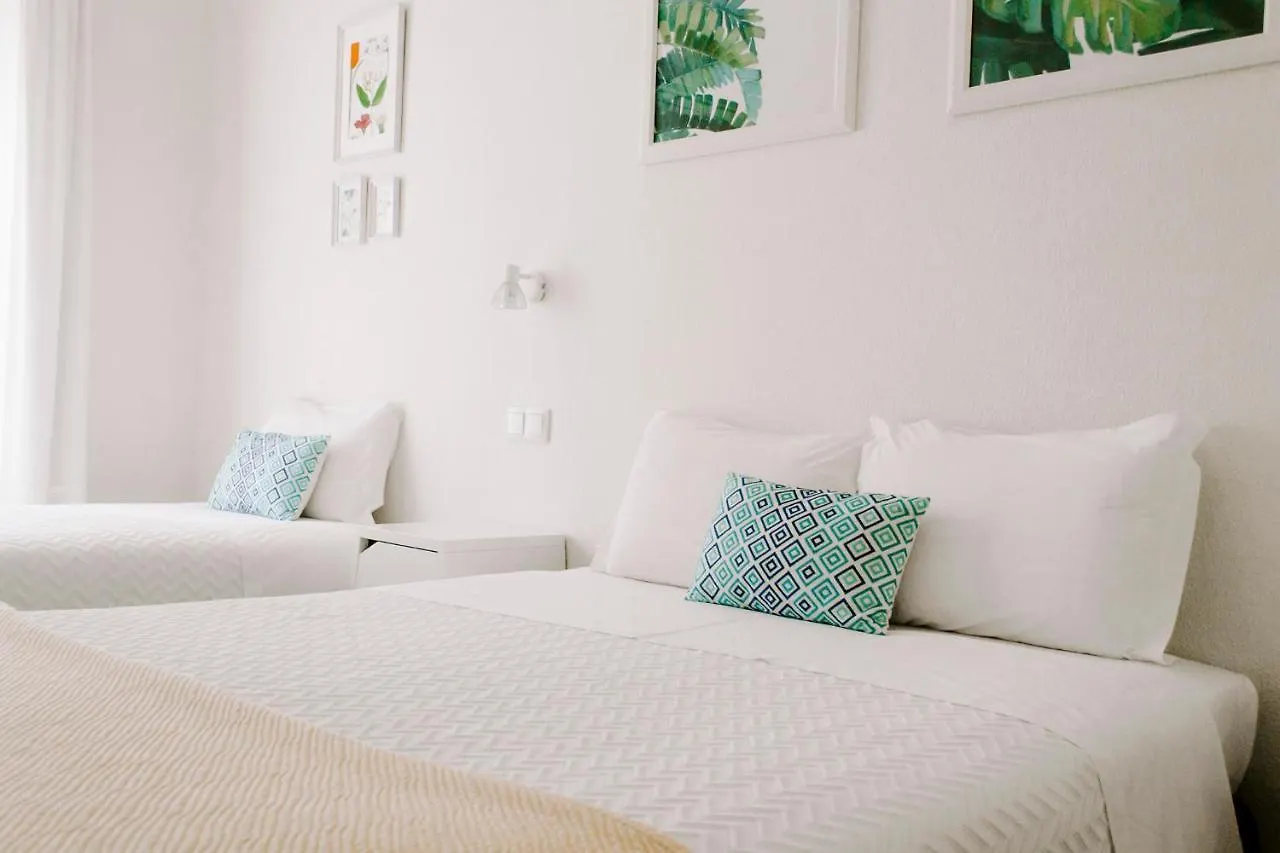 Residencial Avenida Hotel Faro 2*,