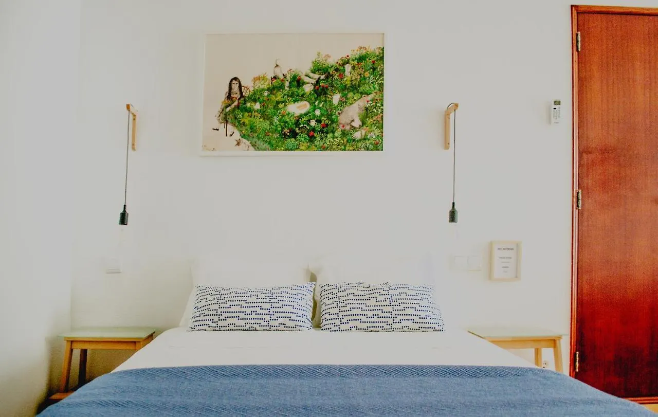 Residencial Avenida Hotel Faro Guest house